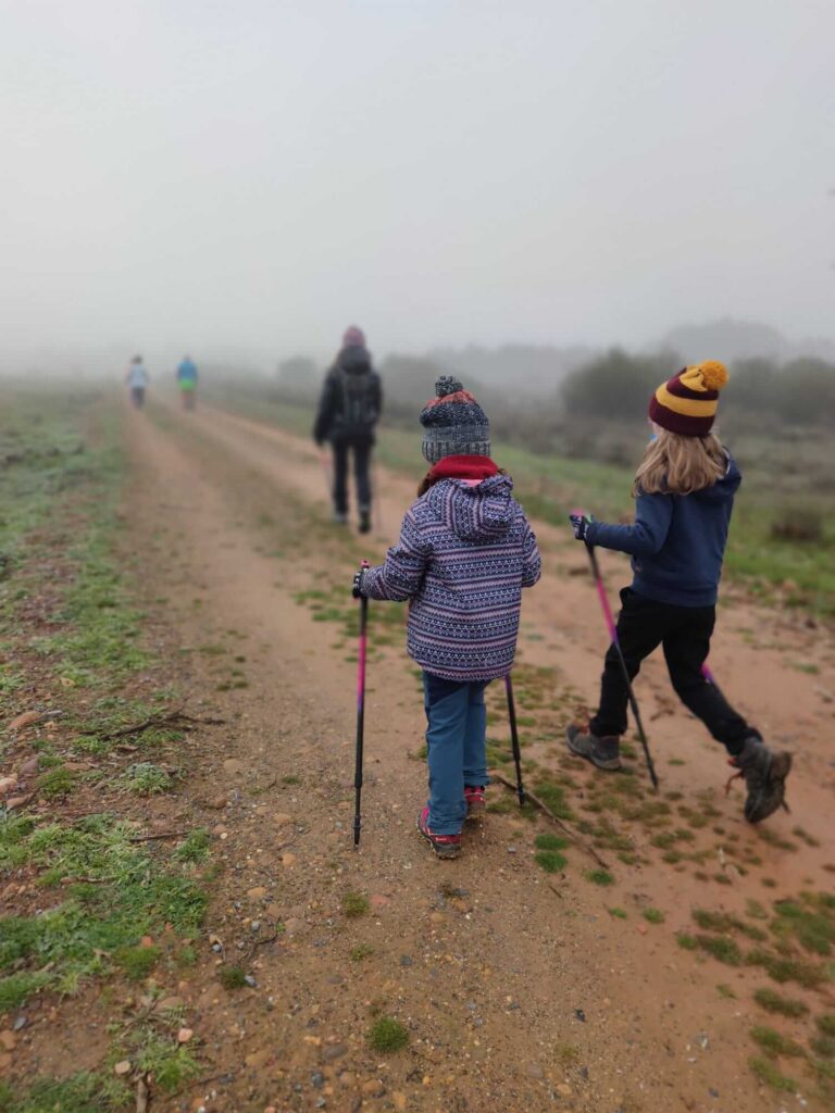 deportes de montaña sierra de francia marcha nórdica