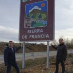 señal carretera sierra francia