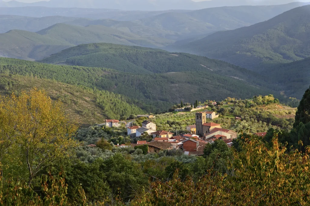 Herguijuela de la Sierra sierra de francia vista general